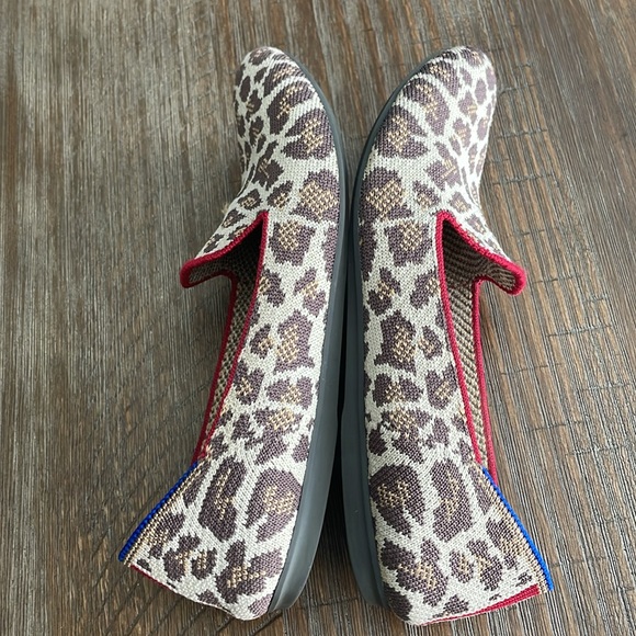 Rothy's Loafer Retired Mocha Spot Animal Leopard Print Round Toe Flat Loafers - Picture 4 of 9